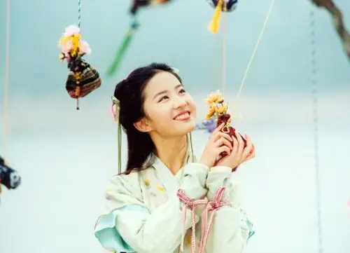 《仙剑奇侠传》赵灵儿 古装只服神仙姐姐