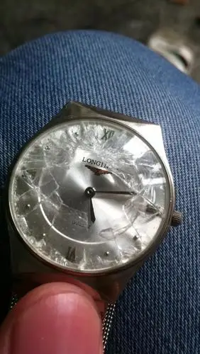 浪琴的机械表, 是否防摔呀 92 2014-02-26 浪琴的全自动机械手表,有