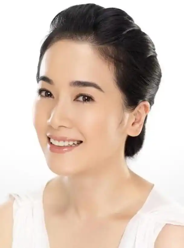 左小青的演艺事业简介 左小青,毕业于北京电影学院,2004年,左小青出演