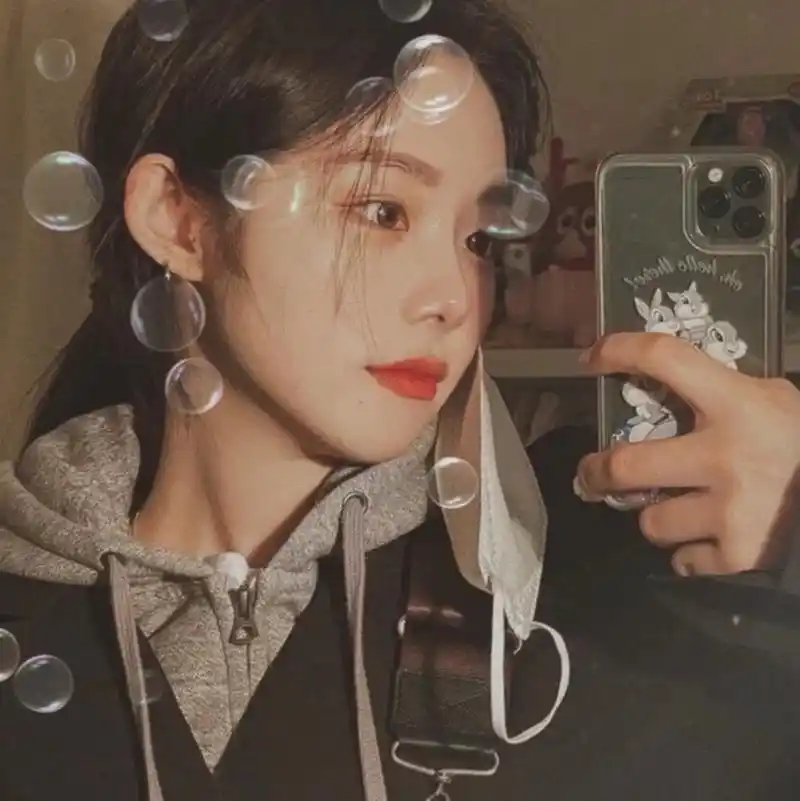 可盐可甜短发女生头像合集