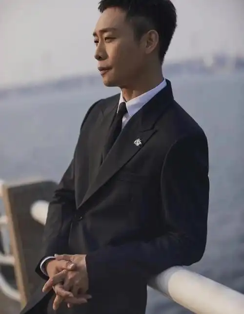 北京时间11月7日下午,中国著名演员张译传来最新消息!