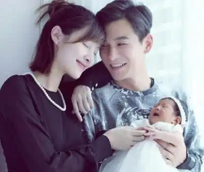 闪婚大8岁丈夫,被宠成公主,颜值气质不输素颜女神王丽坤!