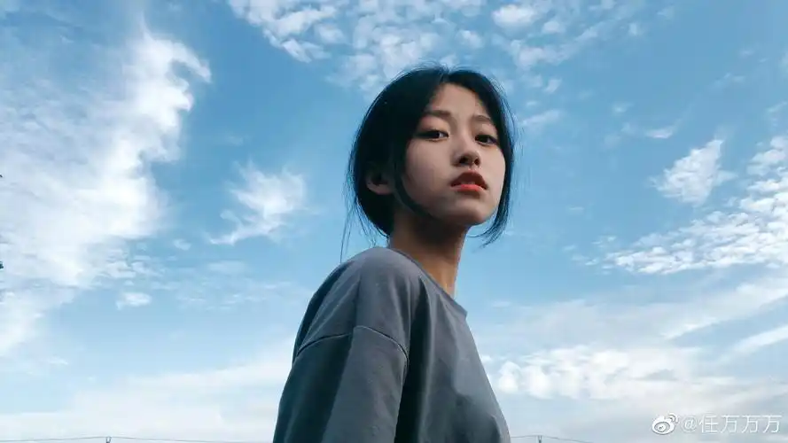 最近这个壁纸挺火吧 - 华为p30系列分享交流 花粉俱乐部