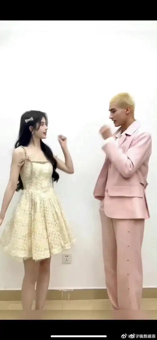 鞠婧祎米卡时隔两年再合作##鞠婧祎米卡合拍视频