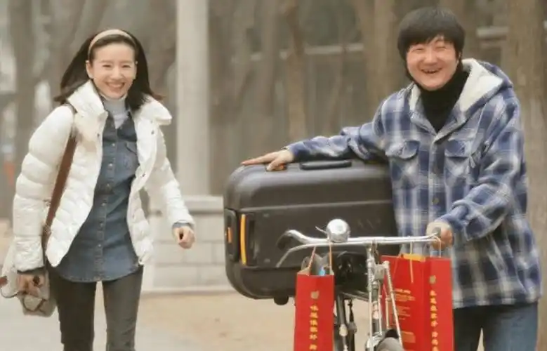 潘粤明:与董洁分手后,前妻不让我看儿子,我的亲情爱情都有泪_姥姥