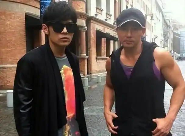 20多年过去了才知道这两人被周杰伦记一辈子不是没有道理的