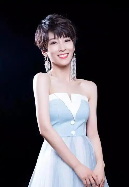 长得"歪瓜裂枣",整得"美若天仙",这7位女星都靠脸逆天改命|金晨|陈数