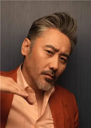 山根有痣的男人命好不好呢