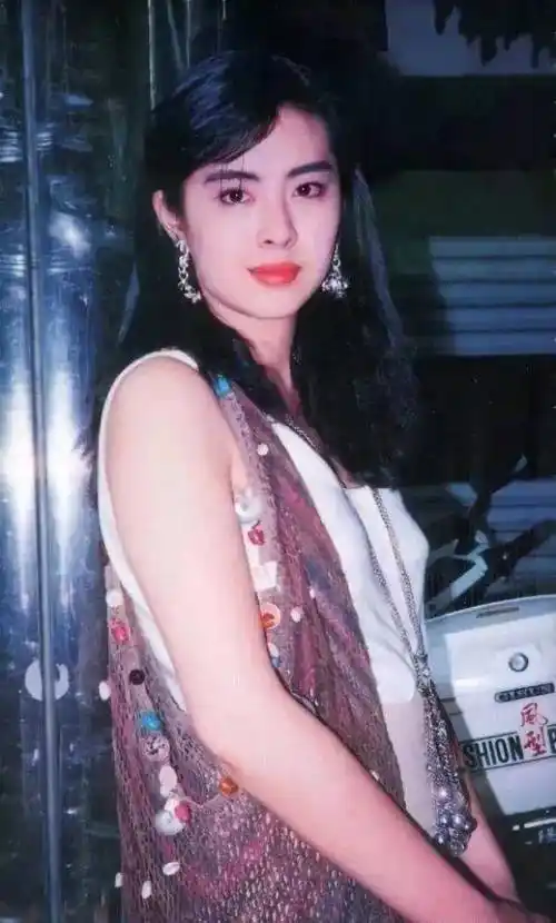 王祖贤:永恒的银幕女神,无惧岁月的美好追求者_成为了_演艺_人们