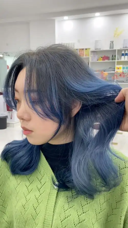 漂过头发后悔?推荐星空烟熏蓝,93以让黑发变灰的高级蓝!