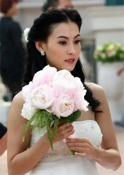 盘点张柏芝绝美婚纱照惊艳了时光的美人