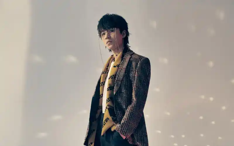 王俊凯日系帅气写真桌面壁纸