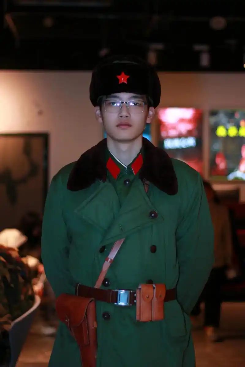 同志 同志#65式军装 #65式 #军迷发烧友 #军大衣 - 抖音