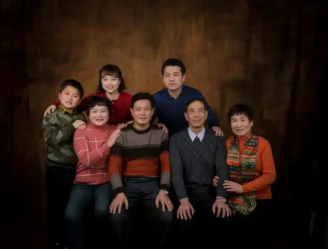 和谐温馨全家福