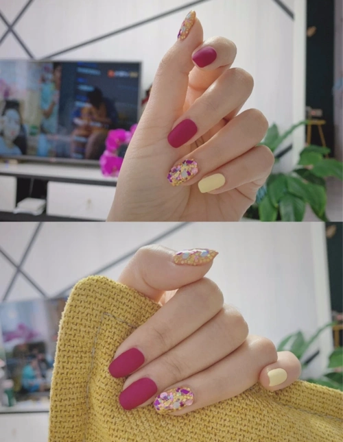 超显手白的梅子色美甲黄黑皮友好姐妹们快来冲一波