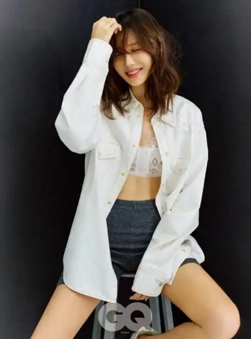 韩国女艺人李智雅最新杂志写真曝光