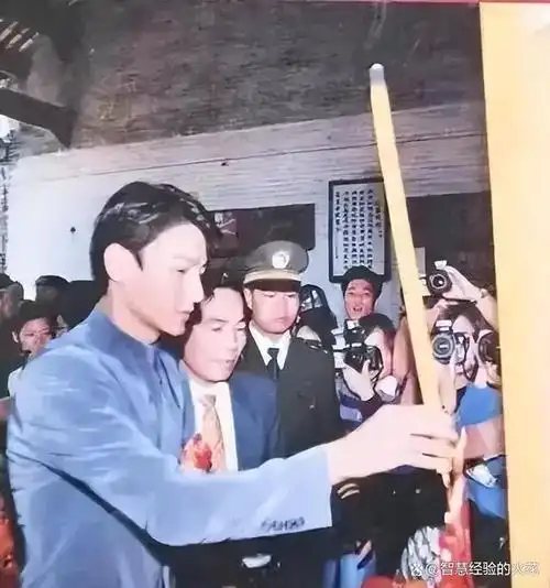 3位江门籍香港巨星衣锦还乡场面刘德华的家国情怀让人肃然起敬