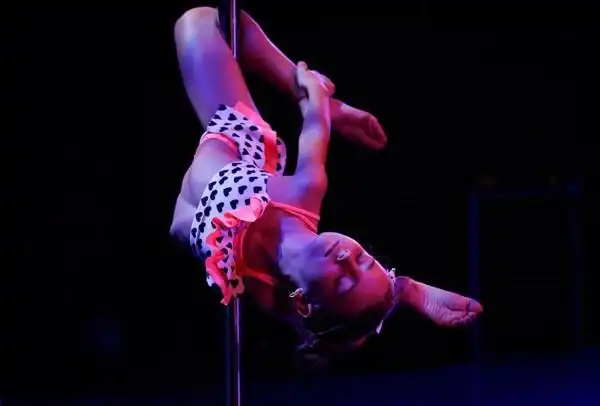 6岁儿童参加钢管舞小姐大赛被批促进幼儿卖淫