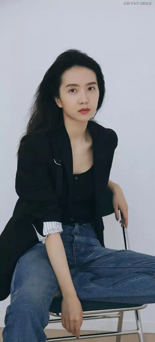 原创从跑龙套到硬核女主许龄月的逆袭之路她的成功绝非偶然