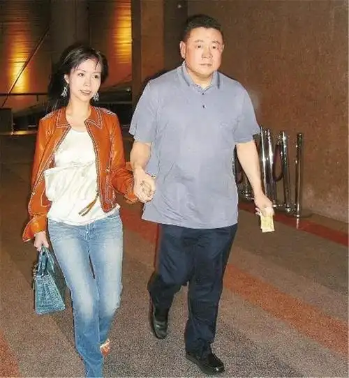 蔡少芬回忆往事落泪委身刘銮雄觉自卑感谢张晋包容改变人生