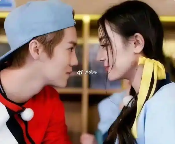 王鹤棣挤走易烊千玺?迪丽热巴和鹿晗在一起过?