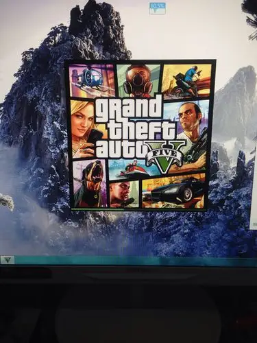 gta5下载安装完了进游戏第一关的任务,就是抢完钱杀完警察让后三个人