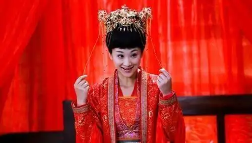 陆昱霖,归亚蕾,陈威翰,陈秀丽,徐申东等人联袂主演的古装神话电视剧