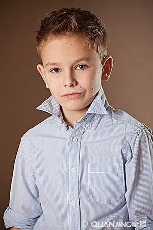 男孩图片_图片大全