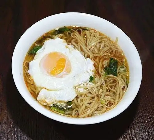 我是厨娘cvnthia做的荷包蛋面-懒人版