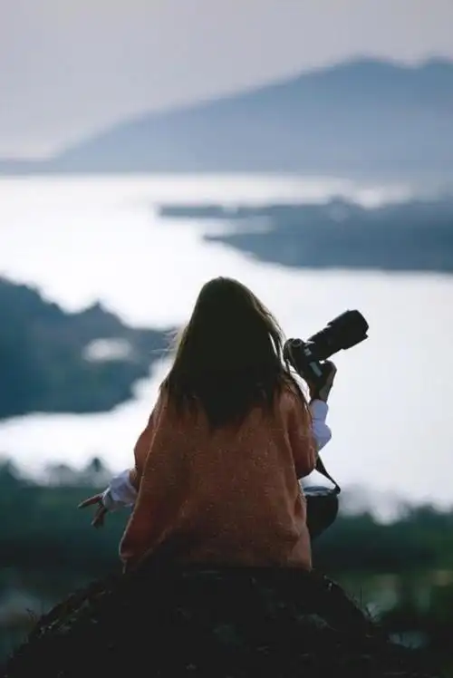 唯美女生背影图片伤感 我站在原点,始终很怀念