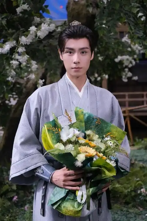 图片 邓为在《长相思》吃到官配红利之后,不仅|胡一天|白鹿|长相思