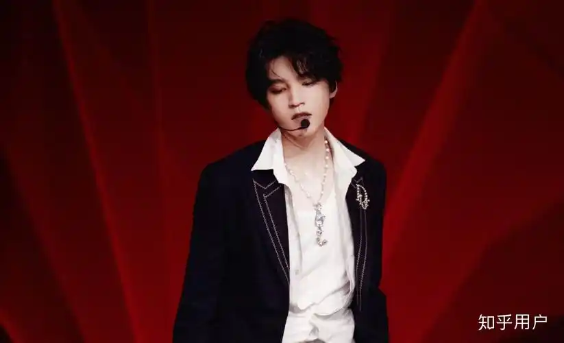 怎么评价王俊凯七周年新歌《beautiful》的舞台表现呢? - 知乎
