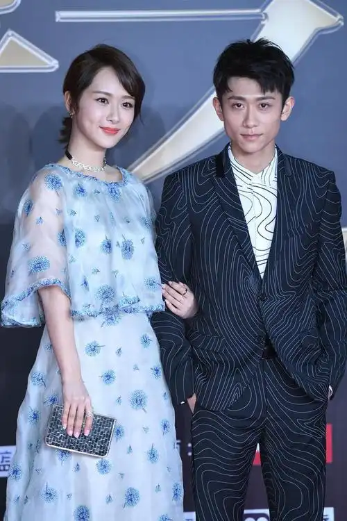 甜蜜|cp|宋轶|王一博|白敬亭_网易订阅