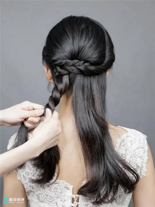 韩式风格造型———编辫低髻