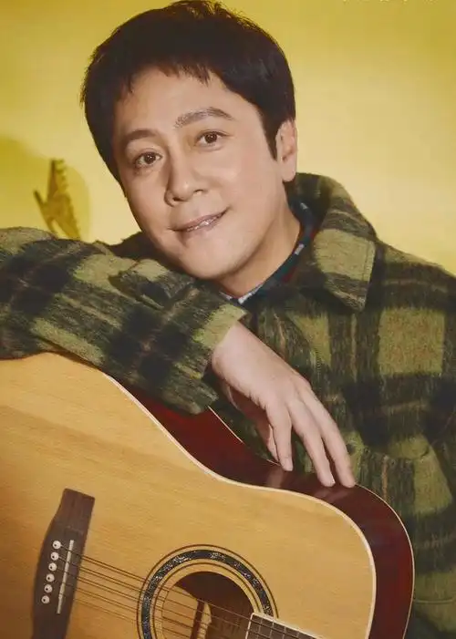 55岁蔡国庆官宣喜讯:这辈子最幸运的事,就是在路上捡到一个老婆