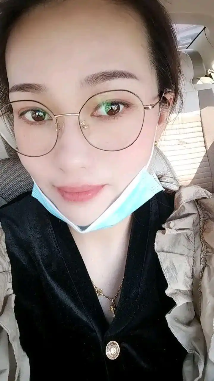 大家好,我是一位离异单身女人 做人要善良.做事要坚持.