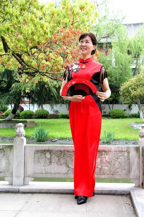 大美泰兴的旗袍秀 - 美篇