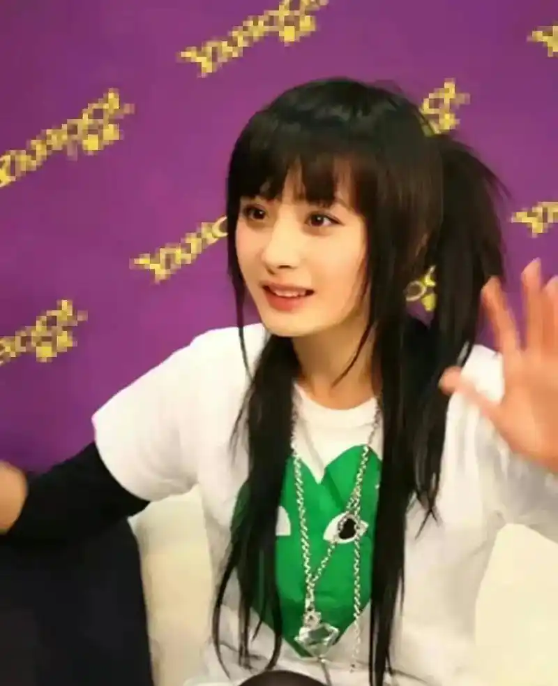 杨幂 杨幂早期照片 - 抖音