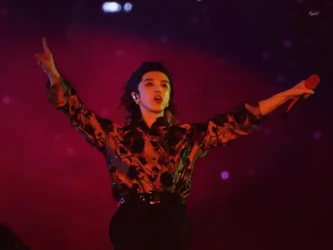 2023华晨宇火星演唱会##华晨宇鸟巢四面台演唱会第一人