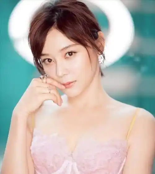 原创36岁袁姗姗身材惊艳如斯饱满有料美得让人欲罢不能究竟有何秘诀