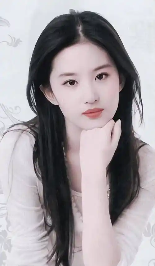 庄颜:20岁时候的刘亦菲老年叶文洁其实已经想通了很多事,磨平了棱角