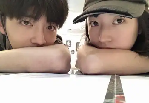 一不小心从故宫rs吃到了周雨彤和肖战cp,原来他们.