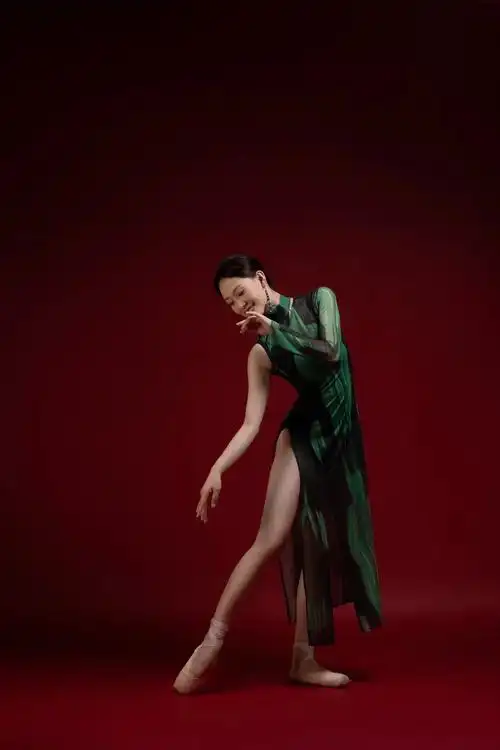 舞影集|古风旗袍经典舞蹈舞姿系列.#舞蹈摄影 #旗袍美人 # - 抖音