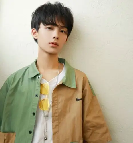 前有章子怡扮嫩,后有刘涛演15岁少女,圈内找不到少年演员?