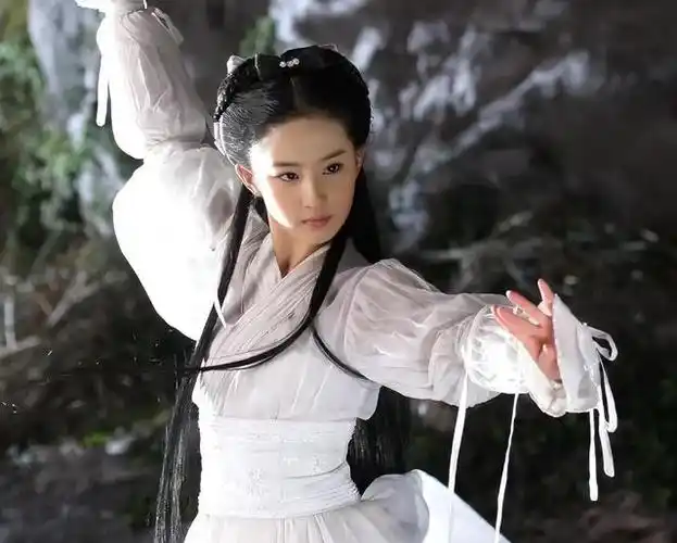 事实证明,36岁没人敢娶的刘亦菲,已经成为了"人生赢家"