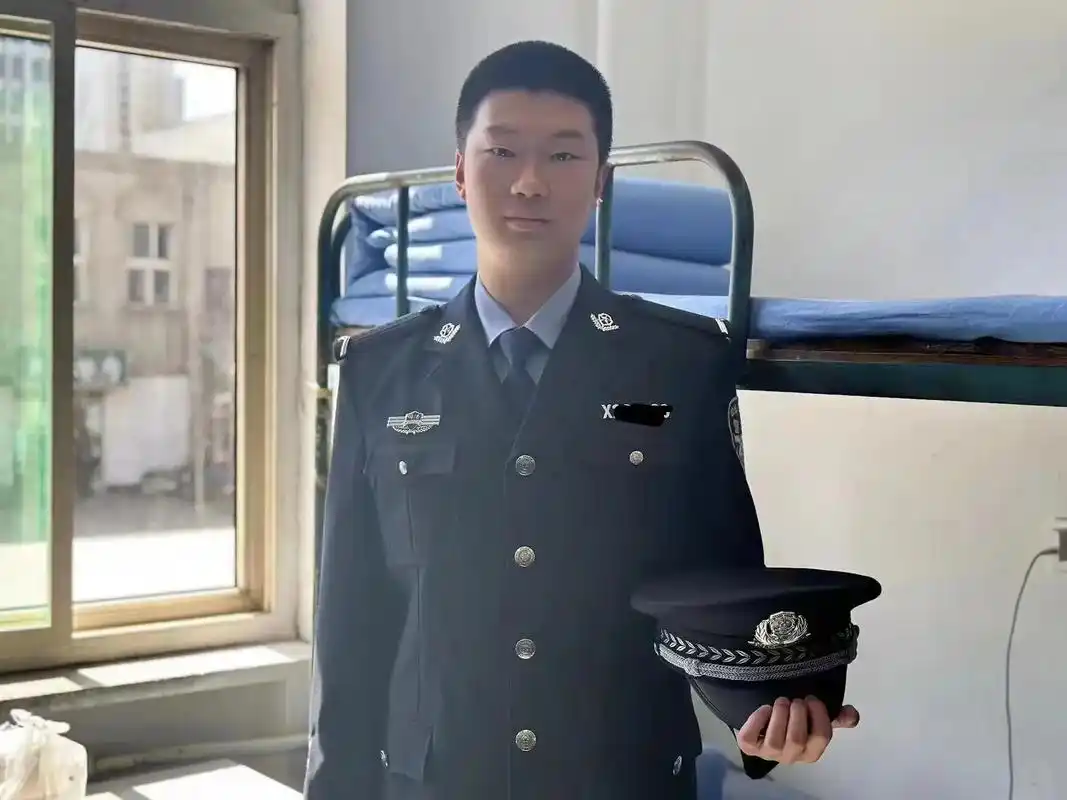 藏蓝青春97.一身藏蓝是警校生的青春, 青春有很多样子,很庆 - 抖音