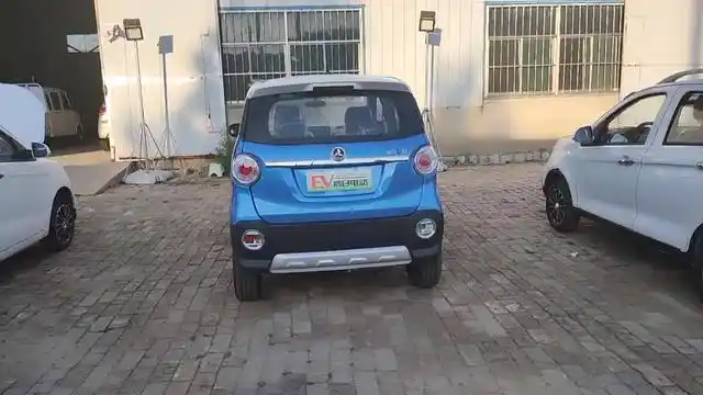 鸿日u8可上牌,带保险,开发票