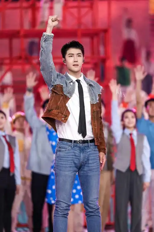 王一博 9785#    今年520  王一博出生的9785天  王一博出道至今祆9