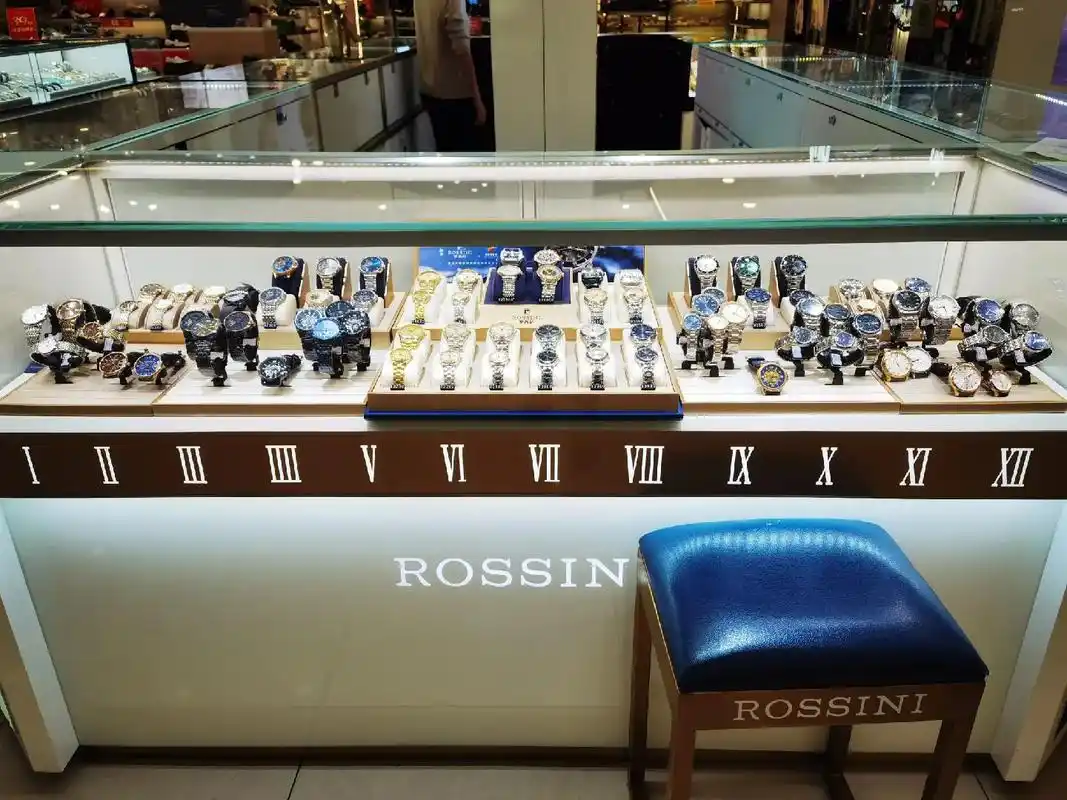 新世纪百货开州商都7.28夜宴 19.9元团200券包 - 抖音