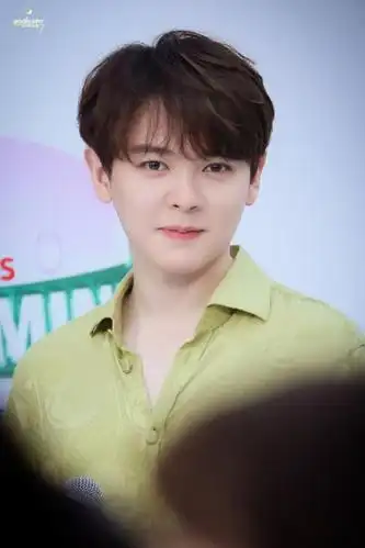 尤长靖出席品牌活动 薄荷味的大马甜心为你送去夏日清凉